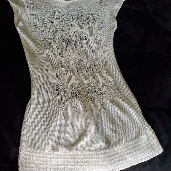 Bebe white short sleeve knit long top or short dress - Picture 2 of 7